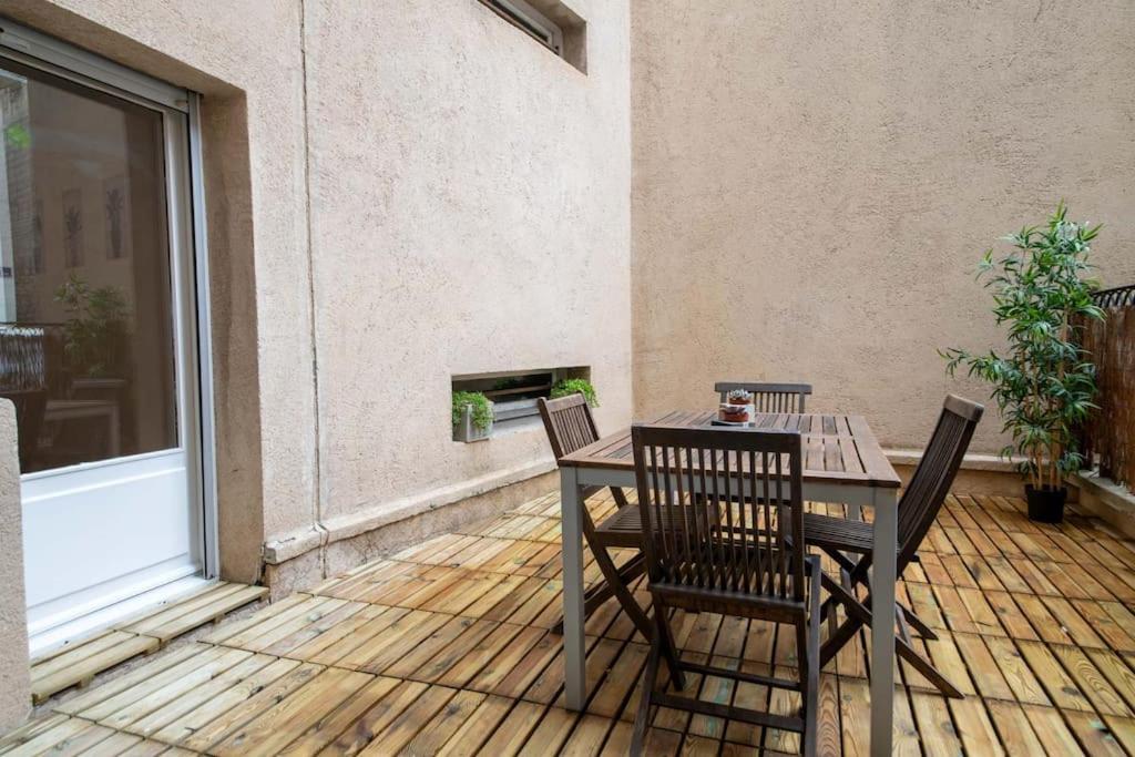 Apartmán Elegant T3 Le Petit Palais Avignon Exteriér fotografie